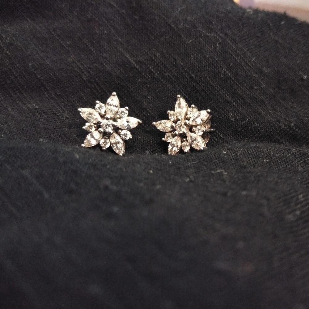 Crystal Snowflake Earrings